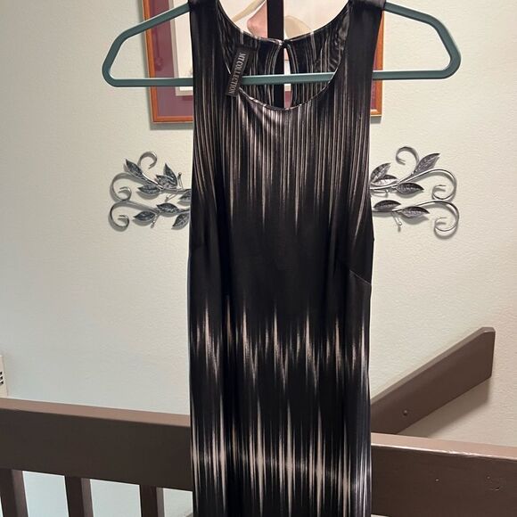 Chic Black and Orange Maxi Dress Size Medium #136 - Picture 2 of 10